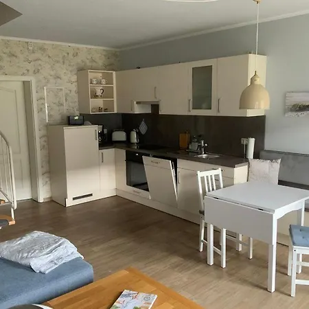 Haus El Mar, O Lüttes Strandhuus * Großenbrode